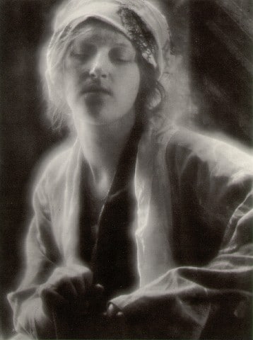 IMOGEN CUNNINGHAM